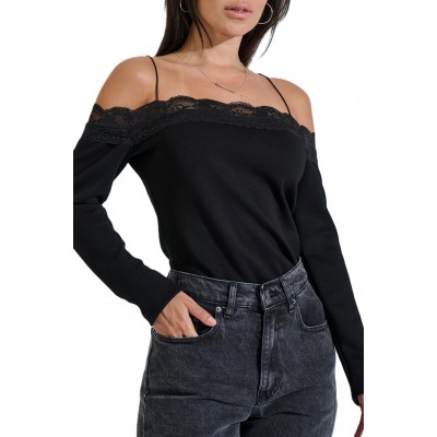 Bill Cost Top With Lace-Black
