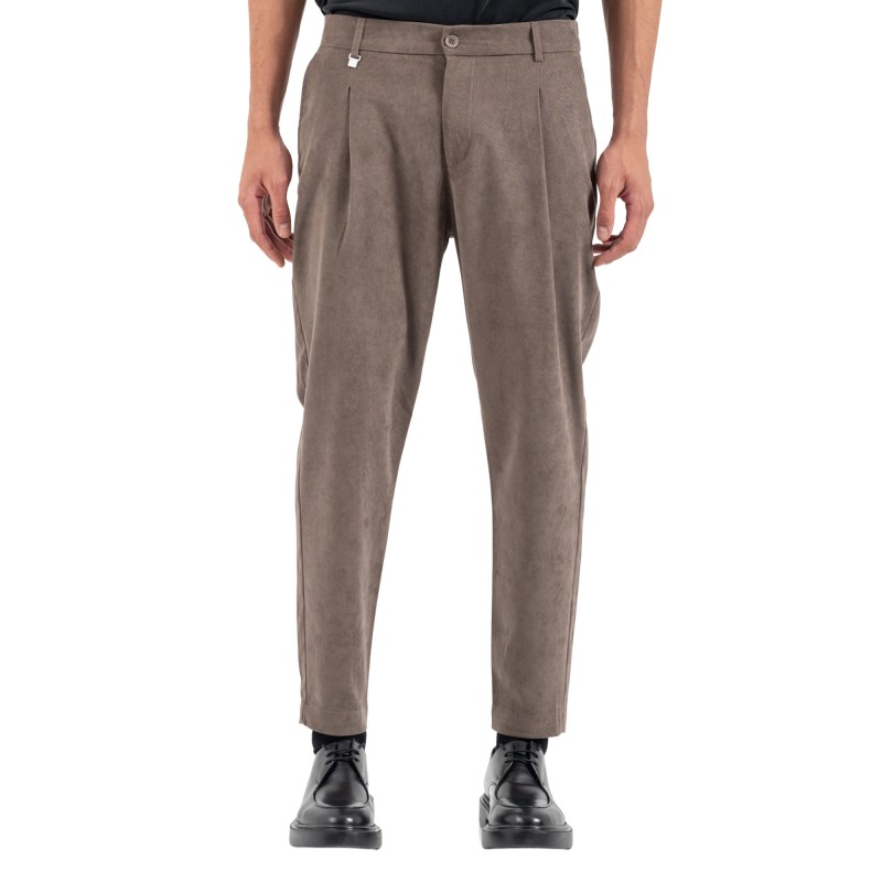 Vittorio Trousers With Elastic Waist In A Loose Fit Line-Brown