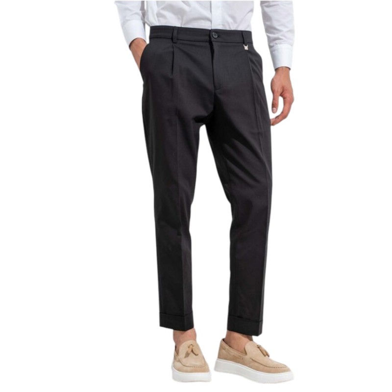 Vittorio Trousers With Pleats-Black Vittorio Trousers With Pleats-Black