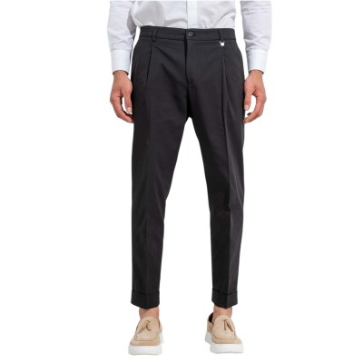 Vittorio Trousers With Pleats-Black