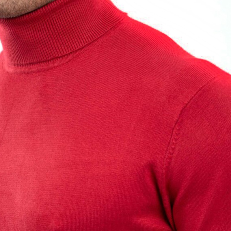 Vittorio Basic Turtleneck Sweater In Viscose Fabric-Red