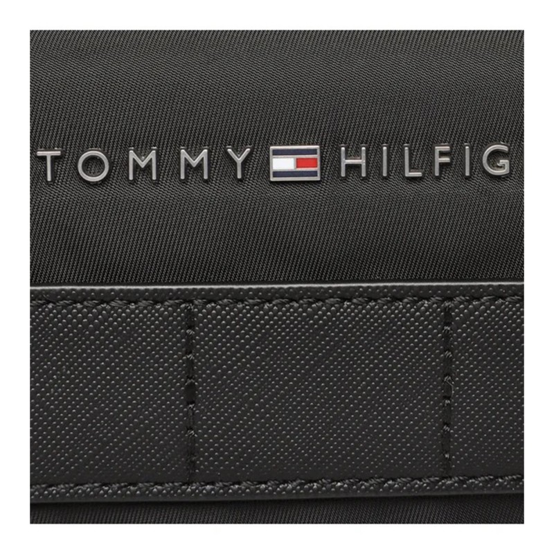 Tommy Hilfiger Elevated Hanging Washbag-Black