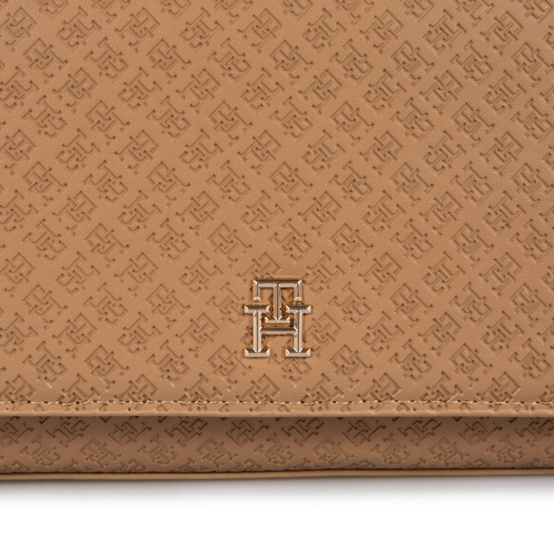 Tommy Hilfiger Shoulder Bag TH Eternity Mono-Beige Tommy Hilfiger Shoulder Bag TH Eternity Mono-Beige