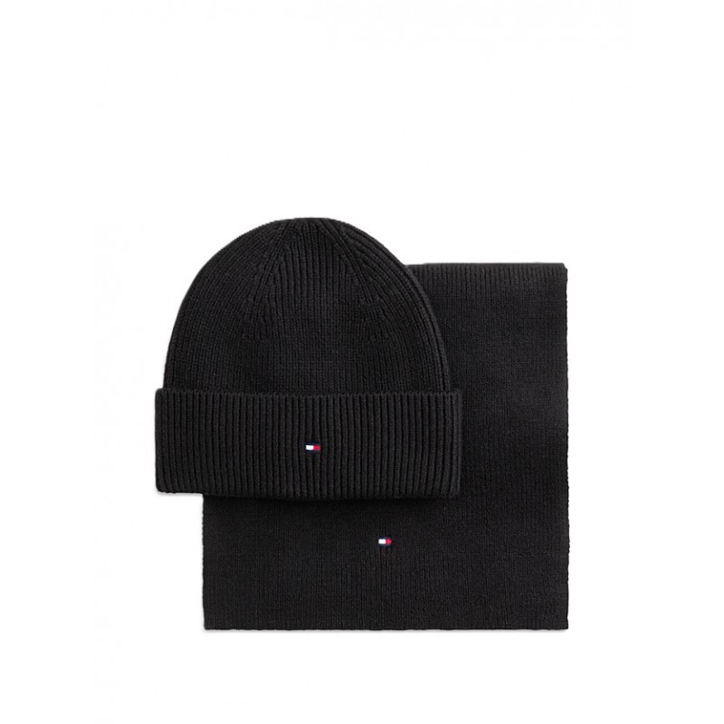Tommy Hilfiger Beanie & Scarf TH Flag Gift Box-Black Tommy Hilfiger Beanie & Scarf TH Flag Gift Box-Black