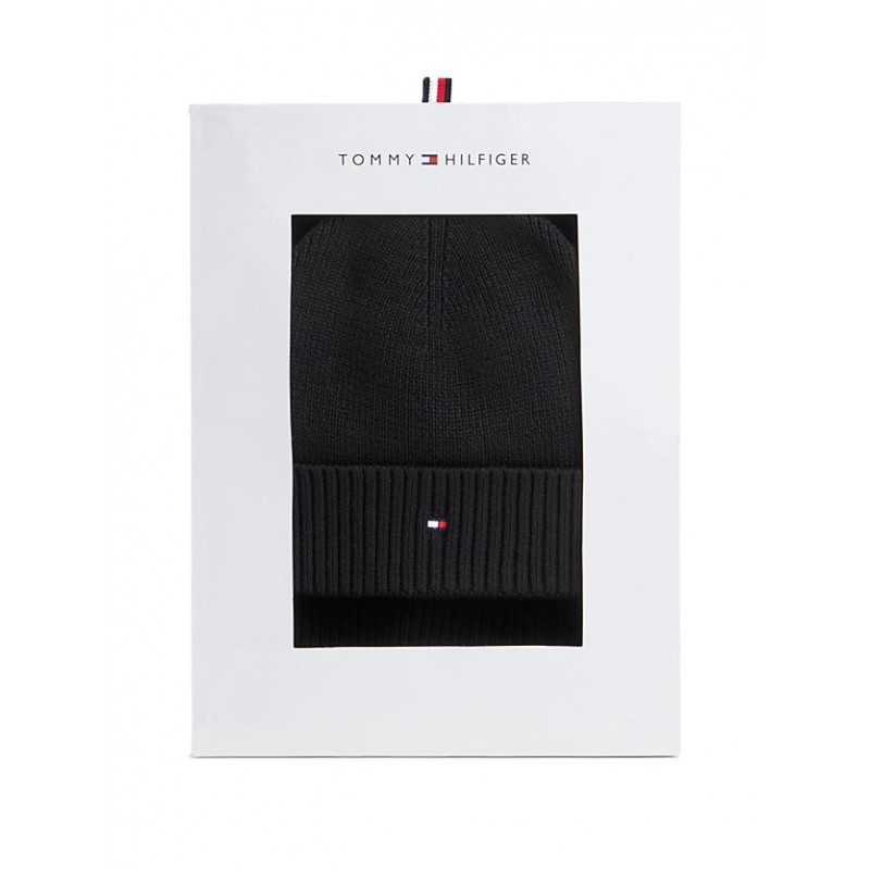 Tommy Hilfiger Beanie & Scarf TH Flag Gift Box-Black Tommy Hilfiger Beanie & Scarf TH Flag Gift Box-Black