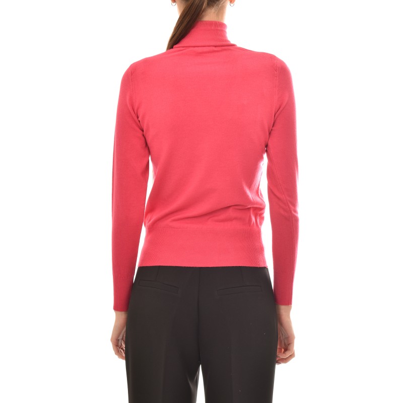 Rinascimento Basic Turtleneck Sweater-Magenta