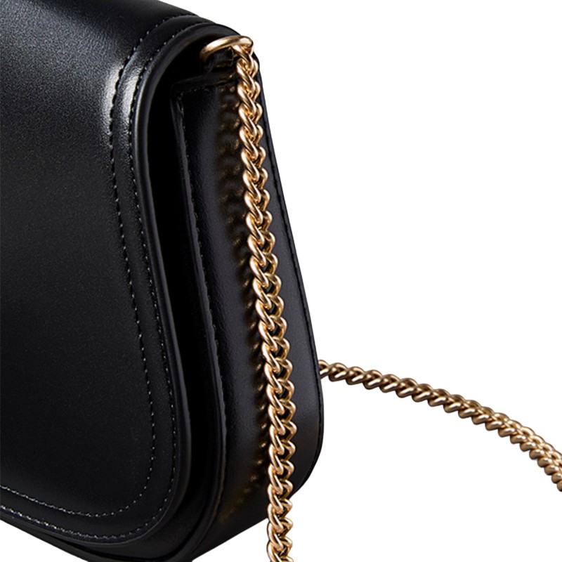 Calvin Klein Bag Curved Wallet With Chain Strap-Black