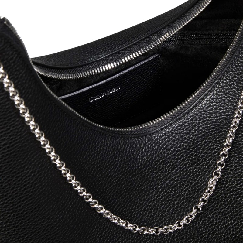 Calvin Klein Bag Top Zip Pebble-Black Calvin Klein Bag Top Zip Pebble-Black