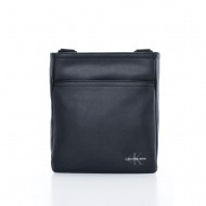 Calvin Klein Soulder Bag Mono Logo Flat Pack-Black