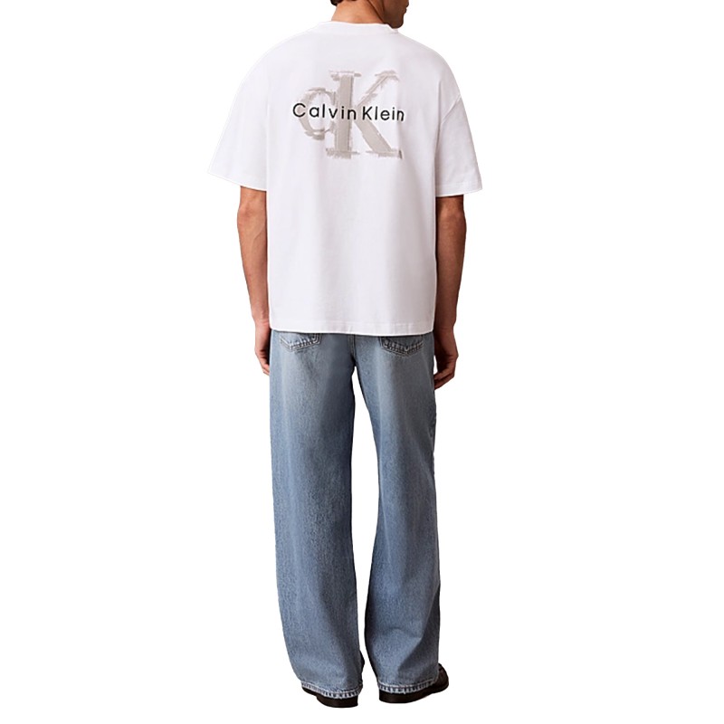 Calvin Klein T-Shirt Oversized Embossed Logo-Bright White Calvin Klein T-Shirt Oversized Embossed Logo-Bright White