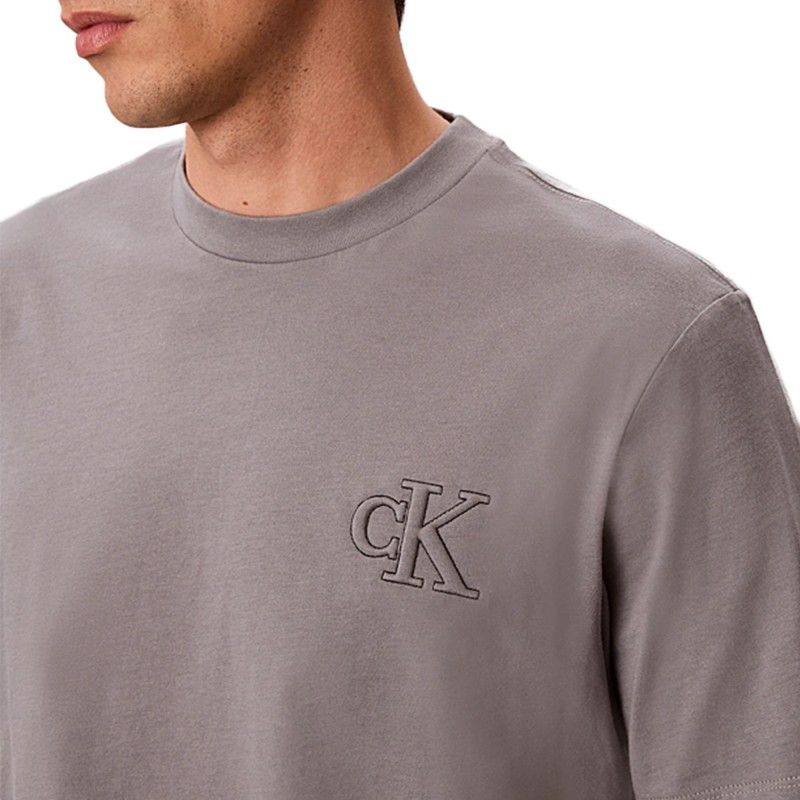 Calvin Klein T-Shirt Relaxed Embossed Logo-Convoy