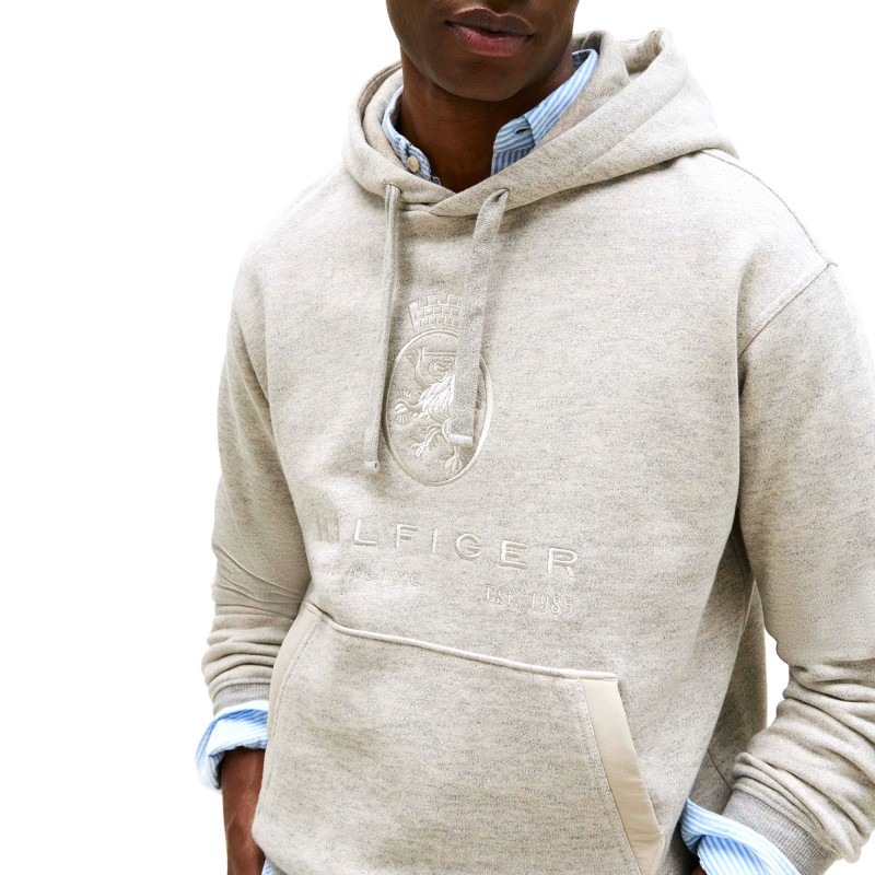 Tommy Hilfiger Hoodie Crest Graphic-Light Grey Marlbled Heather Tommy Hilfiger Hoodie Crest Graphic-Light Grey Marlbled Heather