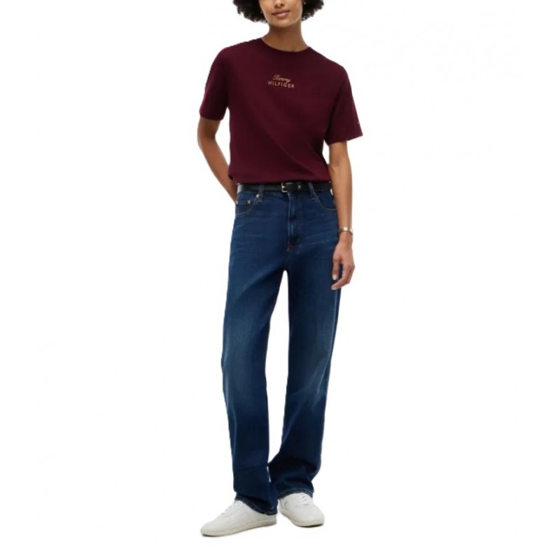 Tommy Hilfiger T-Shirt Gold Script Modern Crew Neck-Deep Burgundy Tommy Hilfiger T-Shirt Gold Script Modern Crew Neck-Deep Burgundy